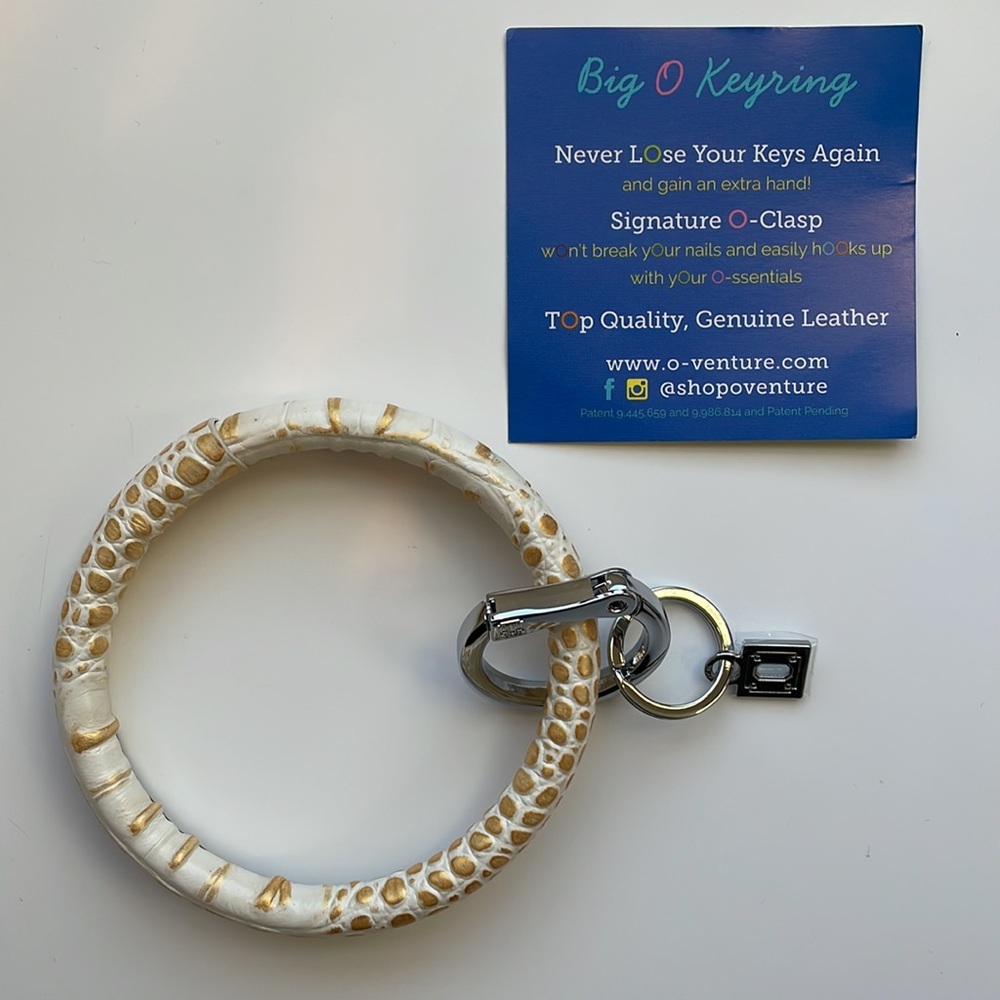 Big O Bracelet Key Ring in Gold Croc-Embossed